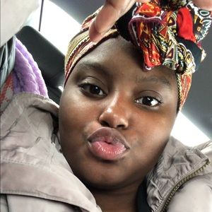 Meet your Posher, Janaya